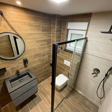 Mariva - 24 * Makarska